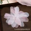 Procesamiento Personalizado de Fábrica de Organza Degradada con Flores Tridimensionales, Accesorios DIY Hechos a Mano, Tocados, Decoraciones para Zapatos y Sombreros, y Adornos para Ropa