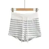 Shorts Casuais Slim Que Podem Ser Usados Fora, Shorts Elásticos Tendência 2026 Estilo Hot Girl para Mulheres, Novos Shorts Listrados com Cordão para o Início do Outono