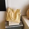 Bolsa Tote de Classe Estudantil Coreana para Mulheres 2025 Nova Bolsa de Ombro para Deslocamento de Grande Capacidade Casual Simples Moda Bolsa Feminina