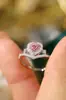 Oro Blanco Joyería de Moda Chapada Transfronteriza para Mujer Venta al por Mayor Anillos Únicos Estilo Coreano Moda Incrustaciones de Circonita Rosa Venta Directa de Fábrica Cobre