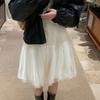 Saia Curta de Tule Fofa Doce e Delicada Estilo Coreano para Mulheres, Saia Versátil Emagrecedora, Nova Primavera/Verão 2025