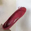 Tmh Sapatos de Ballet Vermelhos de Venda Quente Modelo Novo 2026 Sapatilhas com Laço Sapatos Vermelhos de Casamento Sapatos Rasos Femininos