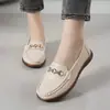 Mocasines de cuero suave suela blanda estilo primavera y otoño para mujer cómodos suela de piel de vaca fondo plano zapatos de un solo color slip-on zapatos de cuero para persona perezosa zapatos de madre