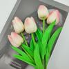 Tulipas Simuladas Decoração de Casa Pu Toque de Mão Flores Simuladas Flores Artificiais Fabricante Atacado Transfronteiriço Especialmente Projetado para Arranjos de Flores e Flores para Paisagismo