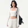 Conjunto de fitness de alta gama para mujer, con diseño de cuello halter, tejido de secado rápido, aspecto de dos piezas, mangas largas, material elástico y pantalones de pierna recta adecuados para yoga, Pilates y entrenamiento en otoño