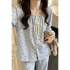 Pijama feminino estilo coreano para primavera e outono, bolinhas azul claro, gola redonda, cardigã com laço, calça comprida de corte solto, conjunto de roupa para casa