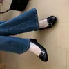 2026 Novos Sapatos Mary Janes de Bico Redondo com Salto Anabela e Tira de Fivela Finos para Mulheres Combinarem com Saias