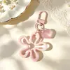 Chaveiro de flor ondulada grande colorido acrílico ins flor oca corrente de telefone acessório de bolsa pingente de coração diy