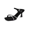 Sandalias de una tira a la moda y elegantes 2026 Sandalias de moda nuevas de verano con un estilo hermoso y delicado y tacones altos finos