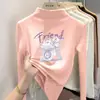 Camiseta infantil estilosa de fleece dupla face, gola alta discreta, top casual de manga longa, blusa de base escovada para outono e inverno infantil, novo estilo