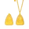 Pu Zuoqiang Accesorios DIY que Conservan el Color Colgante de Collar Triangular Amarillo Incrustado de Diamantes Cadena de Suéter del Dios de la Riqueza Chino Nuevo Tíbet