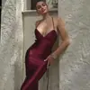 Vestido Largo de Tirantes Ajustados con Espalda Descubierta Sexy de Color Sólido para Mujer Europea y Americana, Colección Primavera/Verano 2024