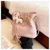 2026 Nueva Bolsa de Paja para Viajes de Vacaciones Bolso de Hombro Único de Verano Bolso Cubo Bolso Cruzado Bolso de Playa de Paja para Mujer