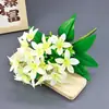 Fornecimento direto da fábrica pequenas lírios simulação flores artificiais casamento projeto de decoração de casa sala de estar mesa hotel ornamentos flores para fotografia