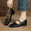 Zapatos Planos Gruesos para Mujer con Textura de Mano Tacón Medio Estilo Retro Camelia Puntera Cuadrada Zapatos Mary Jane 32-43 Zapatos de Exportación de Amazon