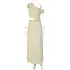 Ropa de Mujer de Venta Caliente Europea y Americana 2026 Verano Nueva Moda Sexy Vestido Asimétrico con Corte Lateral Fruncido Venta al por Mayor para Mujeres