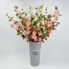 Camelia de Rama Larga Simulada Decoración Suave para el Hogar Flor de Margarita Pequeña Artificial Decoración Fresca de Mesa de Hotel Flor de Seda Venta al por Mayor y al por Menor
