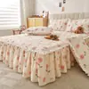 Lençol de Elástico Fresco Pastoral Saia de Cama Duas em Um Peça Única Acolchoada Universal Quatro Estações com Colcha Franzida Conjunto de Três Peças