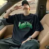 Camiseta Estampada Redonda de Manga Curta Estilo Hong Kong, Versátil Casual Branca, Roupa Combinando para Casal, Unissex