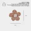 Broche de Flor de Pompones de Flor de Dibujos Animados de Lana Tejida Pasador Dly Joyería Accesorios para el Cabello de Vestir Accesorios de Pasador de Flor de Lana