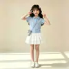 Conjunto de Duas Peças com Saia de Renda para Meninas, Novo Estilo de Verão para Crianças Maiores, Gola Color Block, Conjunto de Saia Casual Estiloso, Tendência