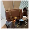Bolso de cadena de lujo ligero transfronterizo para mujer 2026 nuevo pequeño estilo Chanel patrón de rombos bolso de un solo hombro cruzado bolso casual versátil