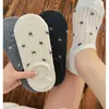 Meias sapatilha de rede com laço para mulheres, respiráveis, finas, de corte baixo, curtas para o verão, antiderrapantes, meias invisíveis para mulheres