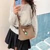 Bolsa tote simples de grande capacidade para mulheres, bolsa de palha novo estilo 2026, bolsa de ombro estilosa e moderna para o dia a dia, bolsa de ombro e transversal da moda