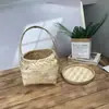 Envio transfronteiriço de cestas de mão de bambu trançado de Ano Novo, cestas de armazenamento resistentes, cestas de ovos trançadas e caixas de presente de bambu para o Festival do Meio do Outono