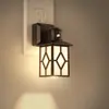 Luz de Noche Retro Controlada por Luz Transfronteriza Enchufable Gy038 Botón de Atenuación Lámpara de Pared de Imitación Lámpara de Mesita de Noche Dormitorio