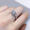 American Moissanite Diamond Ring Small Man Cintura Niutou D Cor Mossann Diamond Feminino Ring Proposta de Casamento Anel de Platina Atacado