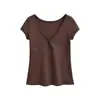 Camiseta de manga corta sexy para chica atrevida con escote en V profundo y dos botones, nuevo estilo de verano, corte ajustado para estilizar, versátil, capa base, top liso para mujer