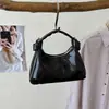 Bolsa de Mão Xiaomi Fashion Elegante Bolsa Simples de Ombro Meia-Lua Feminina 2026 Nova Bolsa Transversal Simples Fashion Tendência