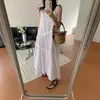 Vestido de Verano de Venta Caliente Estilo Coreano Diseño de Nicho Cuello Redondo Sin Mangas Plisado Acampanado Adelgazante Largo Ropa para Mujer