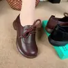 Sapatos retro de mãe para comércio exterior transfronteiriço, novos sapatos de sola macia de cano baixo para primavera e outono para mulheres, antiderrapantes, resistentes ao desgaste, leves, com cadarço, sapatos de um só