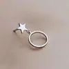 Pendientes de Plata de Ley S925 con un Diseño de Estrella Asimétrico Simple y Elegante, Moda Estilo Coreano Joyería de Plata Pura, Versátiles