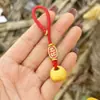 Llavero Colgante de Bestia Tragadora de Oro para Atraer Riqueza y Buena Suerte, Decoración para Coche y Teléfono para una Familia de Tres para Traer Buena Fortuna