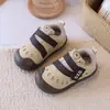 Sandalias de Verano 2026 de Moda para Bebés, Suela Suave, Transpirables, Zapatos con Diseño Único y Moderno para Niños