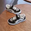 Zapatos de Lona para Niños, Zapatos de Tela Bajos para Niños, Nuevo Estilo Primavera y Otoño 2025, Zapatos para Niñas, Niños Pequeños y Medianos, Tenis para Estudiantes de Preescolar