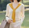 Conjunto de Otoño Temprano Estilo Coreano con un Hermoso y Atmosférico Suéter de Punto, Muy Atractivo, Maduro y Elegante, Top Único de Manga Larga