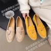 Mocasines con Forro de Piel de Oveja para Mujer 2026 Primavera Nuevo Estilo Piel Genuina de Oveja Color Albaricoque Hebilla Planos Suaves y Cómodos