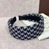 Diadema de Houndstooth Dulce de Gama Alta 2025 Textura de Nicho Popular Blanqueadora Elegante Sencilla y Suave Estilo Coreano Fresco Cabello