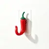 Gancho con forma de chile, diseño creativo, no requiere taladro, gancho adhesivo para colgar llaves detrás de la puerta, gancho para recibidor, gancho para ropa, montado en la pared