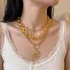Conjunto de Colares com Alça Grossa Exagerada Europeia e Americana com Relevo de Retrato Conjunto de Três Peças Design de Personalidade Feminina Acessórios de Colar Modernos