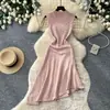 Vestido sin mangas estilo francés de línea A para mujer, verano rojo de cintura alta, corte ajustado, elegante vestido tipo tank con un toque de alta gama y efecto adelgazante