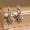 Lote mixto de varios estilos aretes de oro para mujer con colgante geométrico de circón microincrustado joyería de oreja de nicho de alta gama