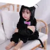 Pijama de Franela con Dibujos de Animales Gemelos al por Mayor de Fábrica para Niños y Adultos Unicornio Dinosaurio Pegaso Engrosado Bata de Noche