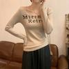 Camiseta de Manga Larga Redonda Pura Pasión para Mujer Primavera y Otoño 2025 Nueva Letra Cuello Bajo Clavícula Top Delgado Camiseta Básica