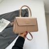 Bolsa Feminina Nova Tendência Texturizada de Nicho Pequena Quadrada Cor Sólida Versátil Bolsa Transversal