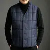 Chaleco de algodón forrado de polar para hombre para otoño e invierno, una capa interior o chaqueta exterior cálida y de corte holgado, talla grande, sin mangas y con cuello en V para hombres de mediana edad y mayores